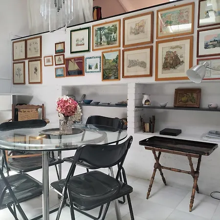 Fantattik Loft - Private Park Near The -... Apartman